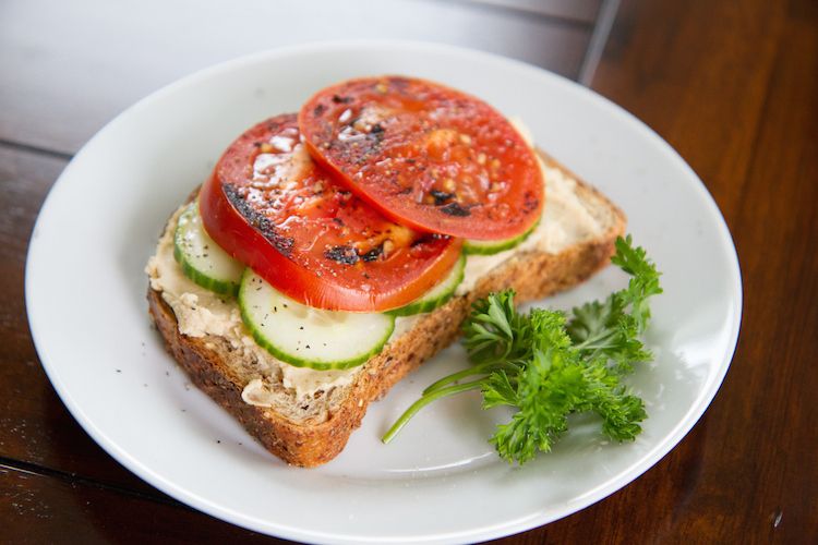 Mediterranean Toast with Hummus| www.LiveSimplyNatural.com