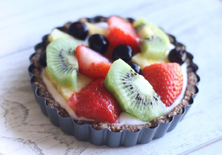 Raw Vegan Fruit Tarts | www.LiveSimplyNatural.com