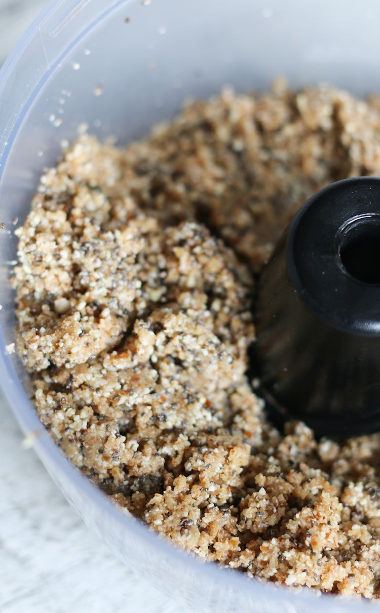Chia Seed Energy Bites | www.LiveSimplyNatural.com