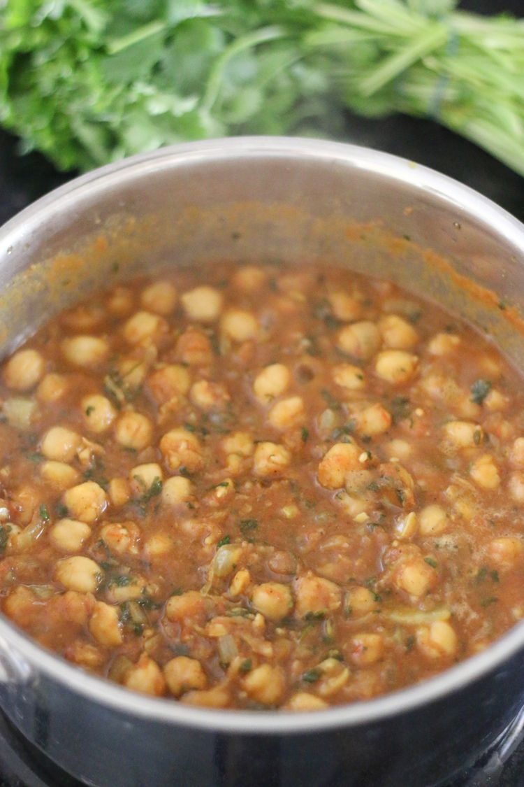 Simple Chana Masala Recipe | www.LiveSimplyNatural.com