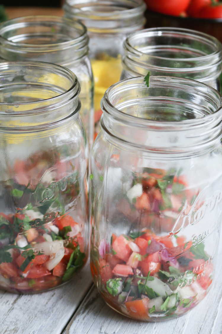 The Ultimate Taco Salad In A Jar | www.LiveSimplyNatural.com