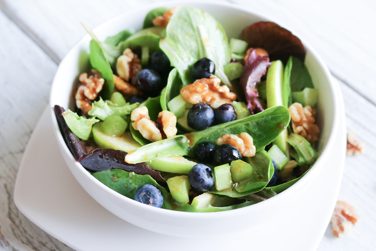 Blueberry Walnut Summer Salad | www.LiveSimplyNatural.com