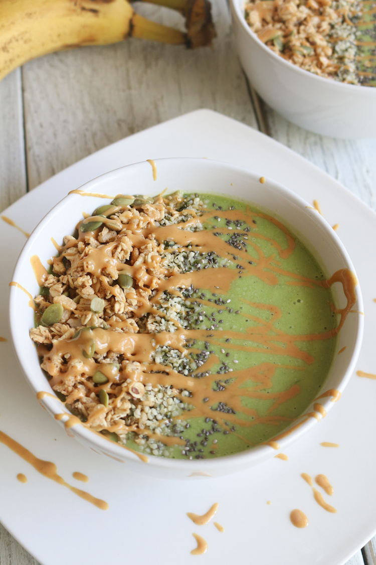 Green Hemp Seed Smoothie Bowl