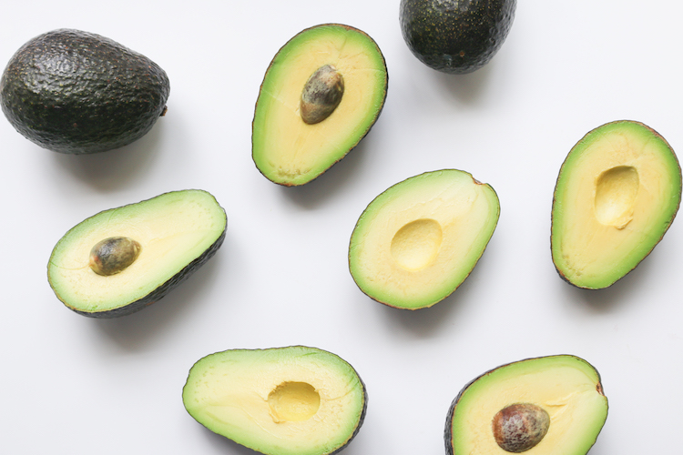 Produce Guide: Avocado | www.livesimplynatural.com