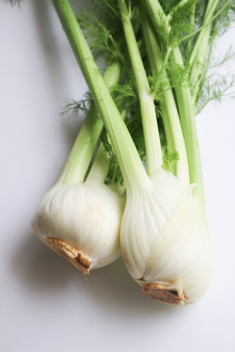 Produce Guide: Fennel | www.livesimplynatural.com