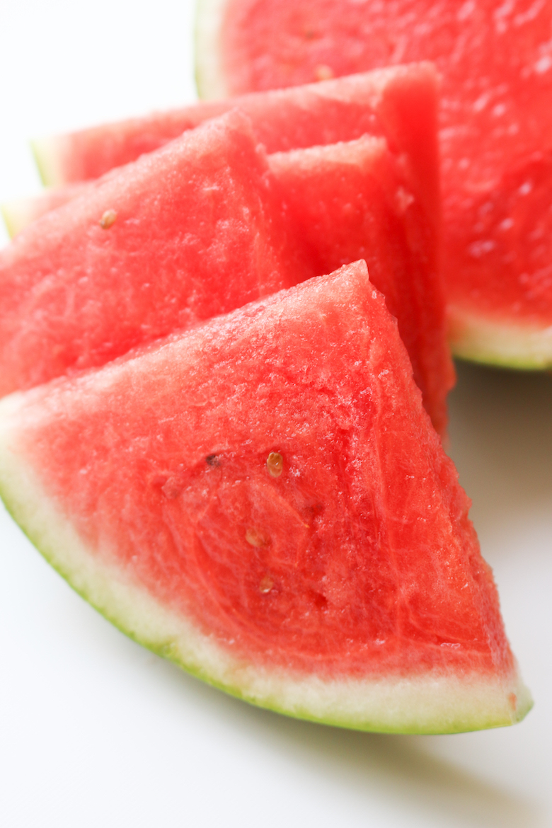 Produce Guide: Watermelon | www.livesimplynatrual.com