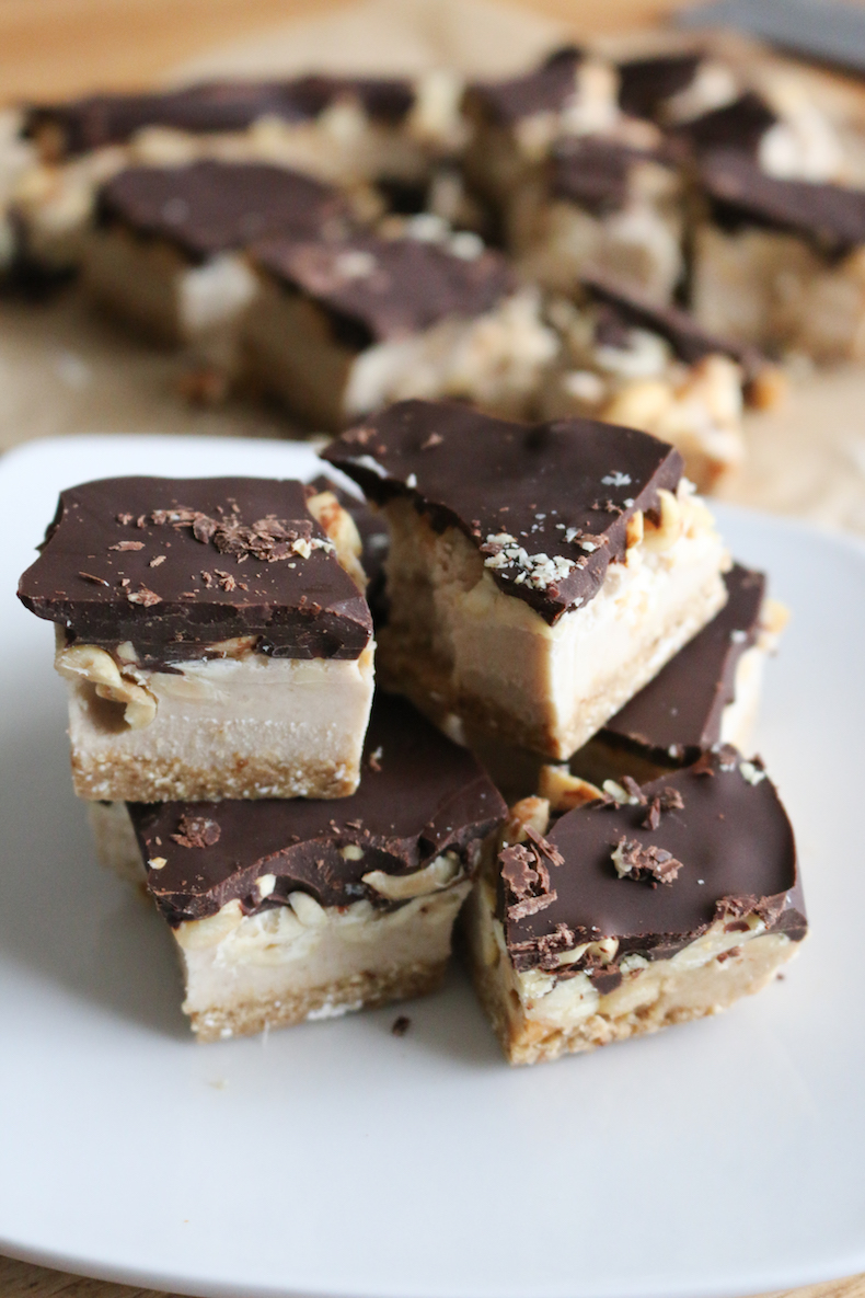 Raw Vegan Peanut Butter Snickers Bar | www.livesimplynatural.com