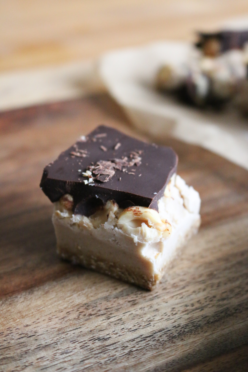 Raw Vegan Peanut Butter Snickers Bar | www.livesimplynatural.com