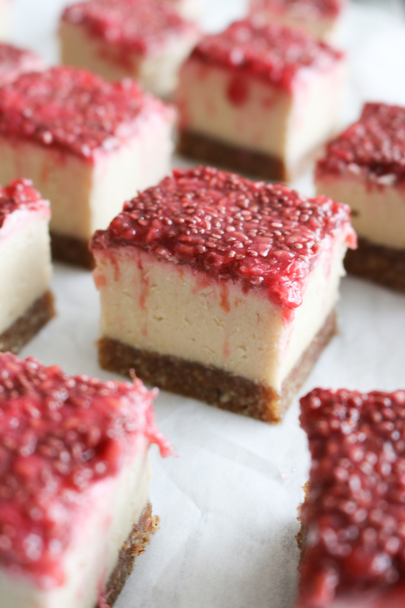 Raw Vegan Raspberry Cheese Cake Bars | www.livesimplynatural.com