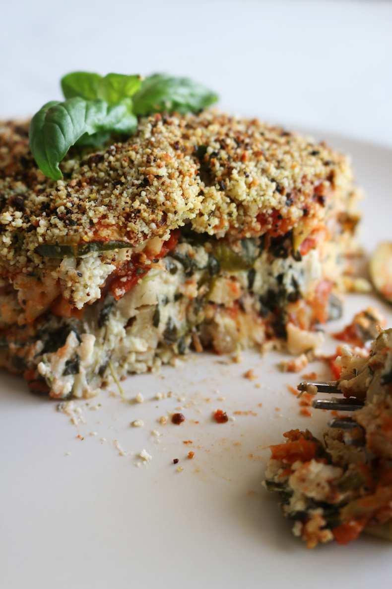 Vegan Zucchini Lasagna with Spinach Ricotta | ww.livesimplynatural.com