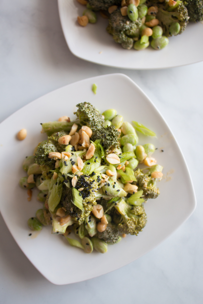 Asian Broccoli Salad with Peanut Sauce | www.livesimplynatural.com