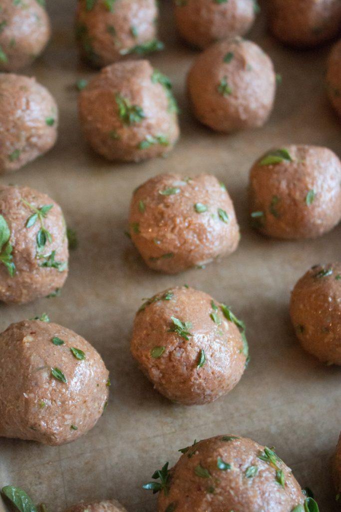 Vegan Chickpea Meatless Meatballs 